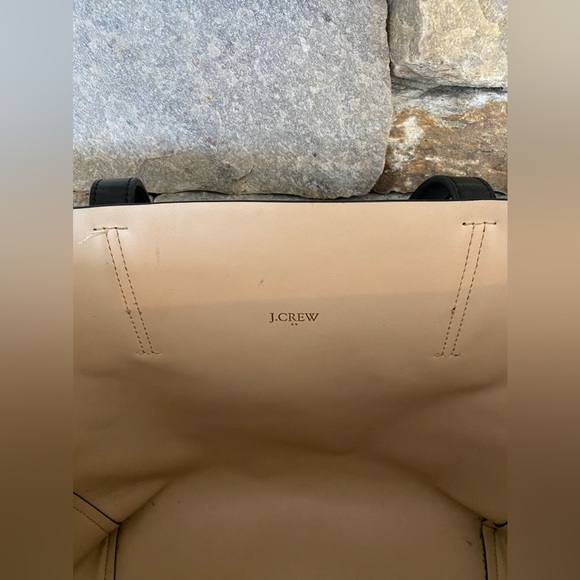 Nice all leather J Crew tote - Picture 3 of 3